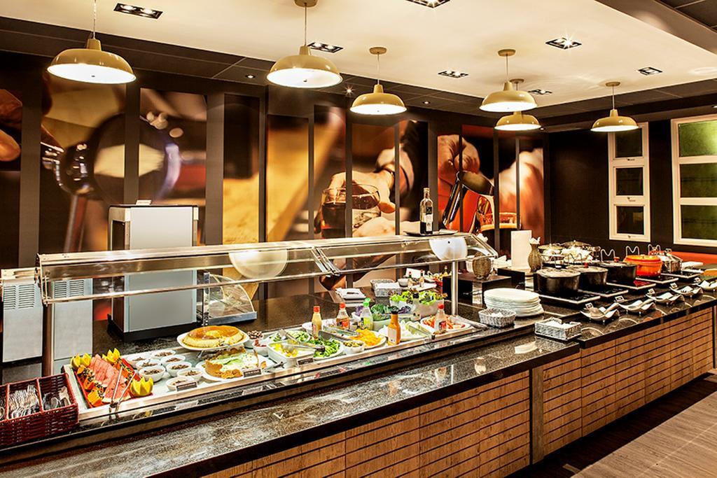 Ibis Macae Hotel Екстериор снимка